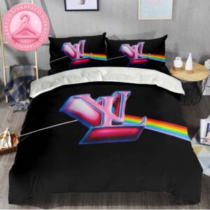Best Louis Vuitton 3D Pink Hologram Logo In Pink Floyd Style Black Background Bedding Set