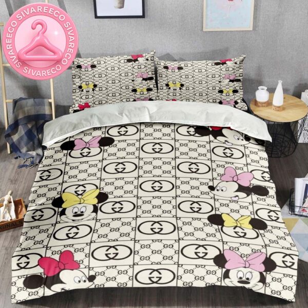 Gucci With Minne Mouse Logo Vintage Monogram Background Bedding Set
