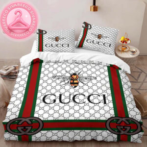 Luxury Gucci Bee With Vintage Monogram Background Bedding Set